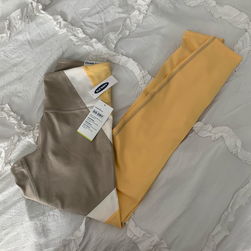 Old Navy Elevate Legging